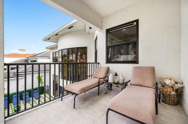 17545 Middlebrook Way, Boca Raton, FL 33496