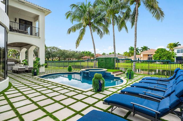 17545 Middlebrook Way, Boca Raton, FL 33496