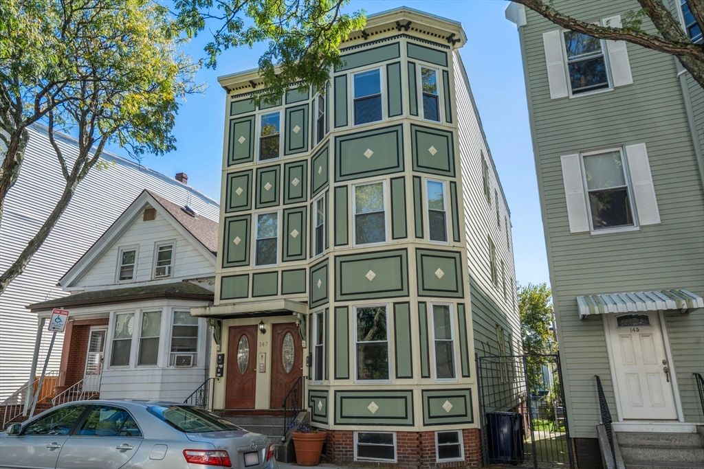 147 Trenton 3, Boston, MA 02128