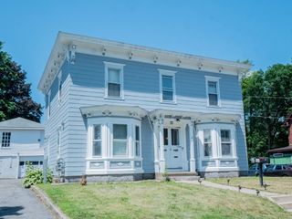 21 Burnap St, Fitchburg, MA 01420