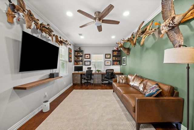 6546 Lindyann Lane, Houston, TX 77008