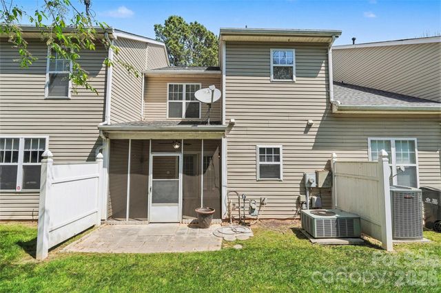 16914 Commons Creek Drive, Charlotte, NC 28277