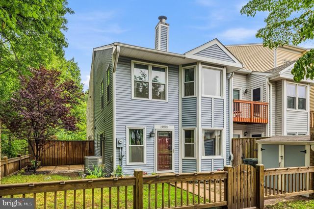 6001 RABBIT HILL CT, Centreville, VA 20121
