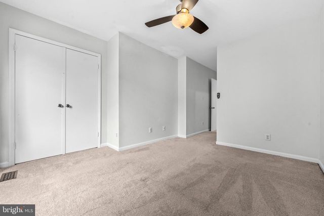 6001 RABBIT HILL CT, Centreville, VA 20121