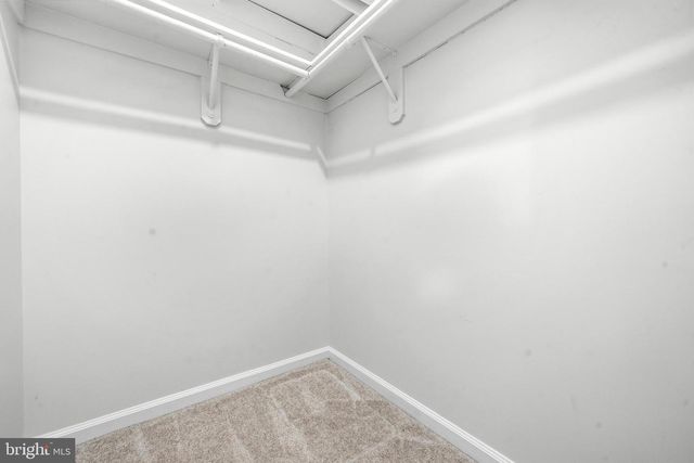 6001 RABBIT HILL CT, Centreville, VA 20121