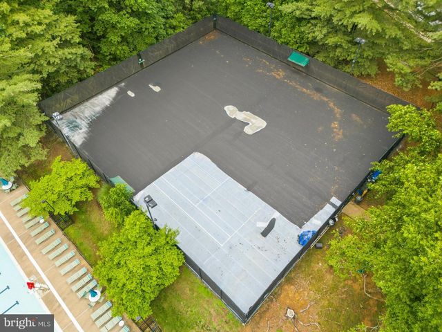 6001 RABBIT HILL CT, Centreville, VA 20121