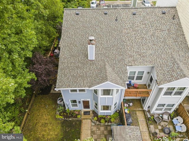 6001 RABBIT HILL CT, Centreville, VA 20121