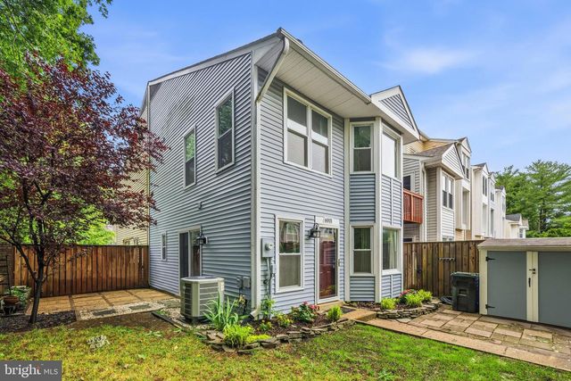 6001 RABBIT HILL CT, Centreville, VA 20121