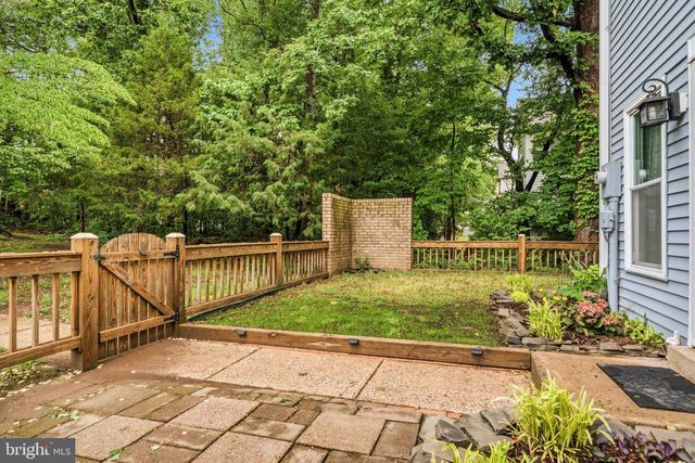 6001 RABBIT HILL CT, Centreville, VA 20121