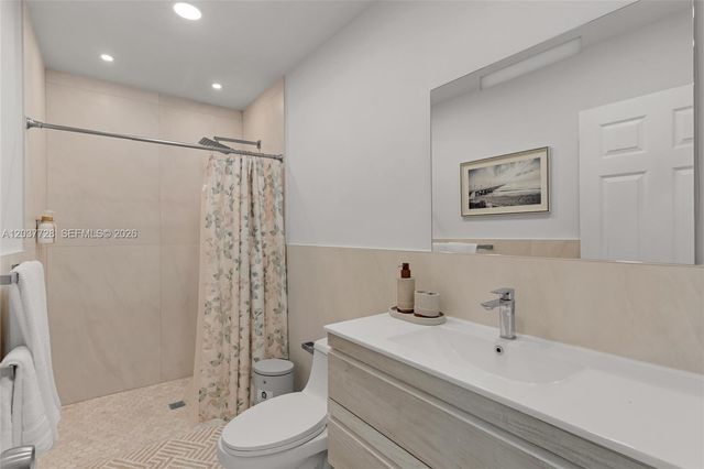 3325 SW 127th Ave 1, Miami, FL 33175