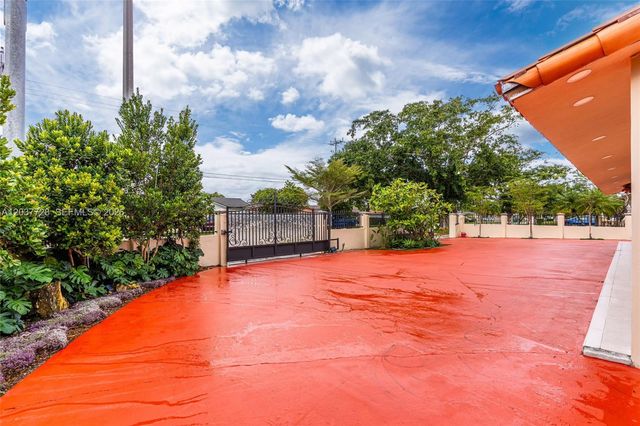 3325 SW 127th Ave 1, Miami, FL 33175