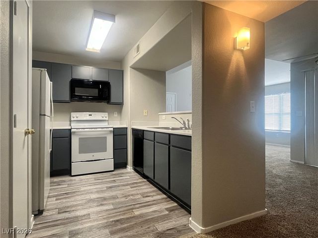 2300 SILVERADO RANCH Boulevard 2157, Las Vegas, NV 89123
