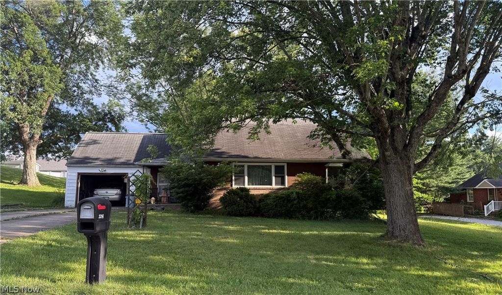 3314 Lee Street NW, North Canton, OH 44720