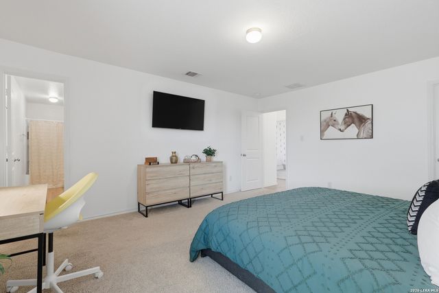 370 Millwood Lane, San Antonio, TX 78216