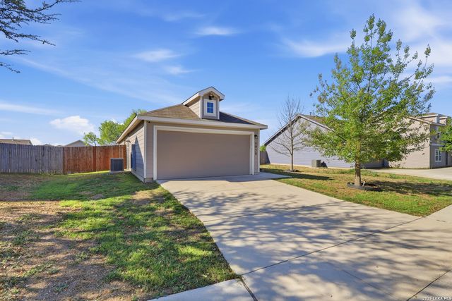 370 Millwood Lane, San Antonio, TX 78216