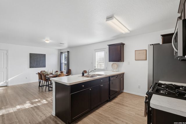 370 Millwood Lane, San Antonio, TX 78216