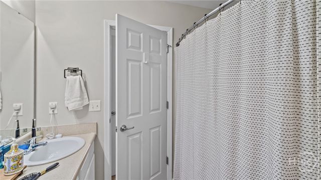 109 Roseberry Circle, Port Wentworth, GA 31407