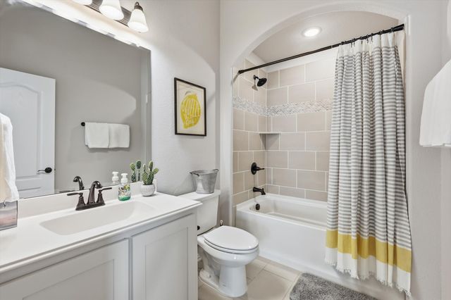 8809 Lavon Lane, Denton, TX 76226