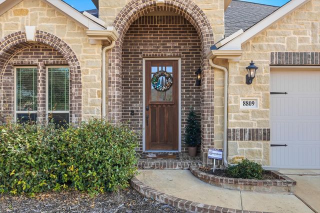 8809 Lavon Lane, Denton, TX 76226