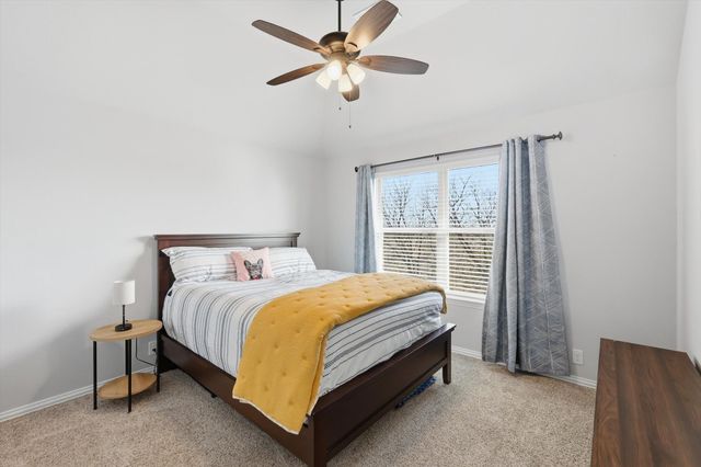 8809 Lavon Lane, Denton, TX 76226