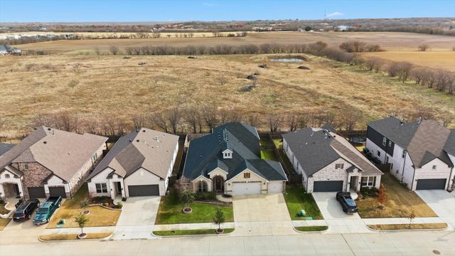 8809 Lavon Lane, Denton, TX 76226