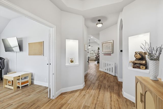 8809 Lavon Lane, Denton, TX 76226