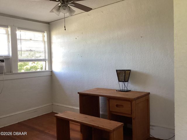 268 Hartford Avenue, Daytona Beach, FL 32118