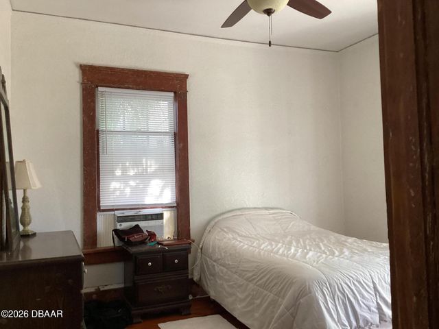 268 Hartford Avenue, Daytona Beach, FL 32118