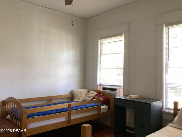 268 Hartford Avenue, Daytona Beach, FL 32118