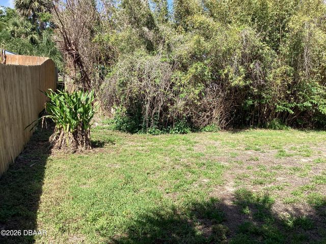 268 Hartford Avenue, Daytona Beach, FL 32118