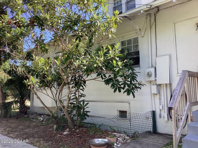 268 Hartford Avenue, Daytona Beach, FL 32118