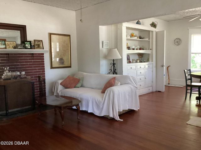 268 Hartford Avenue, Daytona Beach, FL 32118