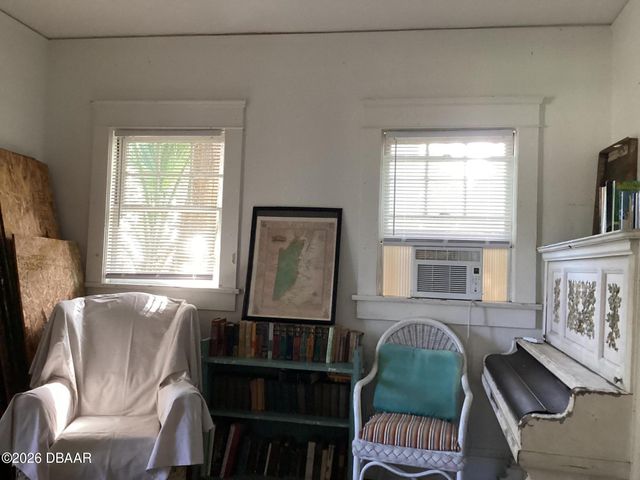 268 Hartford Avenue, Daytona Beach, FL 32118