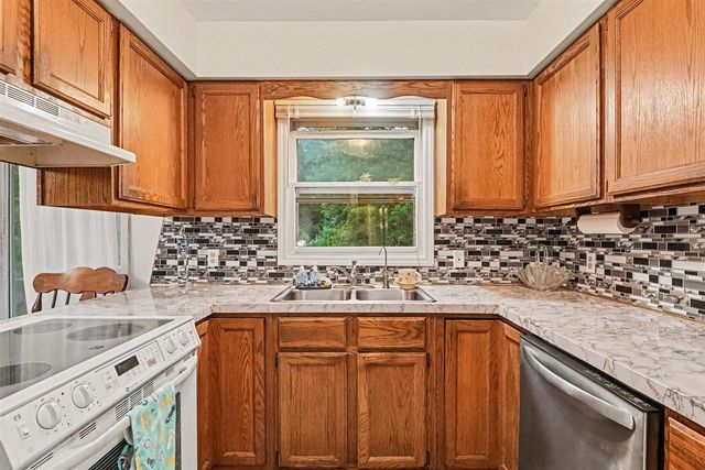 12071 168th Avenue, Grand Haven, MI 49417