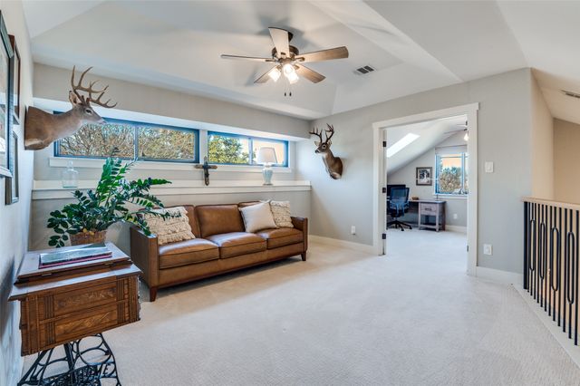 2037 Espinosa Drive, Carrollton, TX 75010