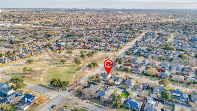 2037 Espinosa Drive, Carrollton, TX 75010