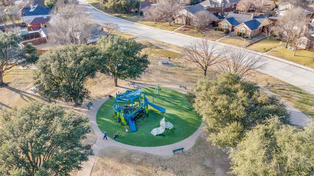 2037 Espinosa Drive, Carrollton, TX 75010