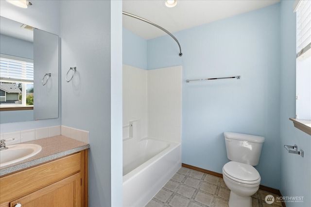 15215 105th Avenue SE, Yelm, WA 98597