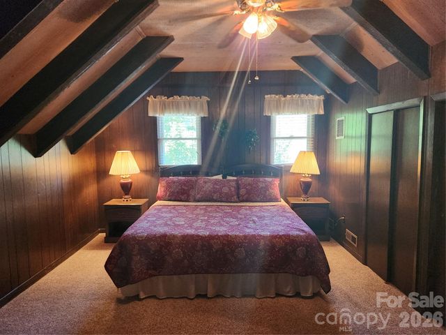 124 Huntington Road, Lake Lure, NC 28746