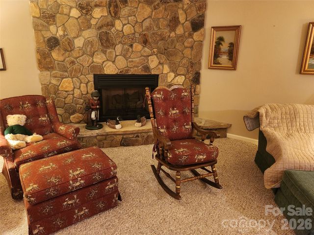 124 Huntington Road, Lake Lure, NC 28746