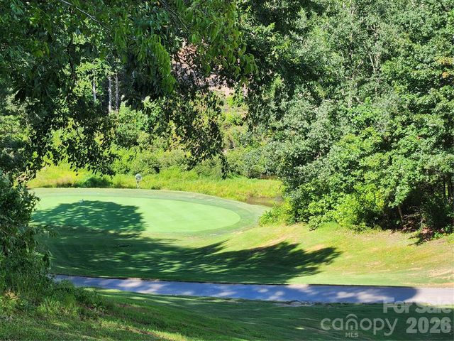 124 Huntington Road, Lake Lure, NC 28746
