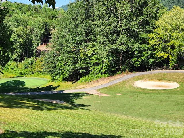 124 Huntington Road, Lake Lure, NC 28746
