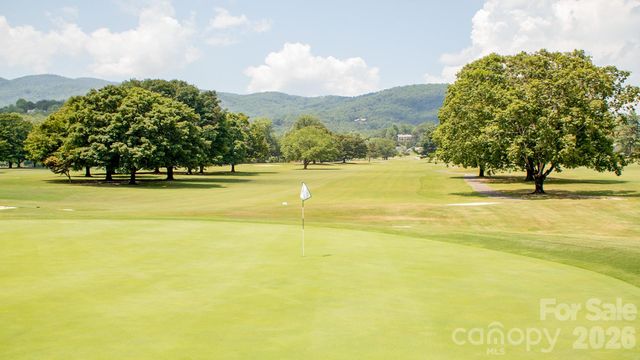 124 Huntington Road, Lake Lure, NC 28746