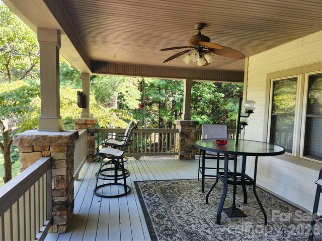 124 Huntington Road, Lake Lure, NC 28746
