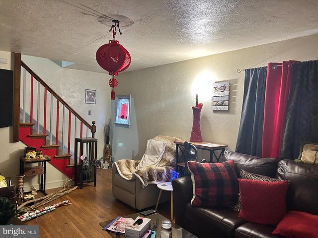 1229 W POPLAR ST, York, PA 17404