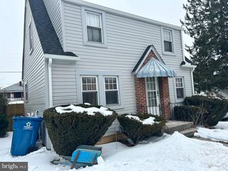 1229 W POPLAR ST, York, PA 17404