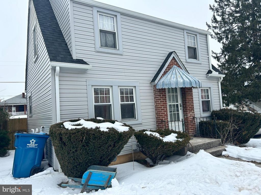 1229 W POPLAR ST, York, PA 17404