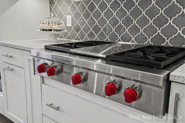 3076 Brayridge Drive, Jenison, MI 49428