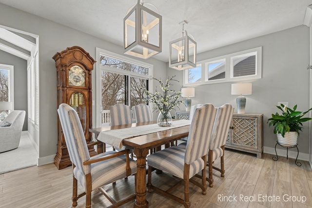 3076 Brayridge Drive, Jenison, MI 49428