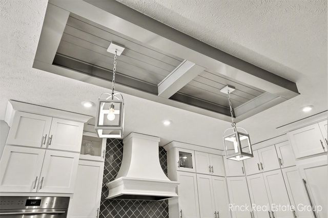 3076 Brayridge Drive, Jenison, MI 49428